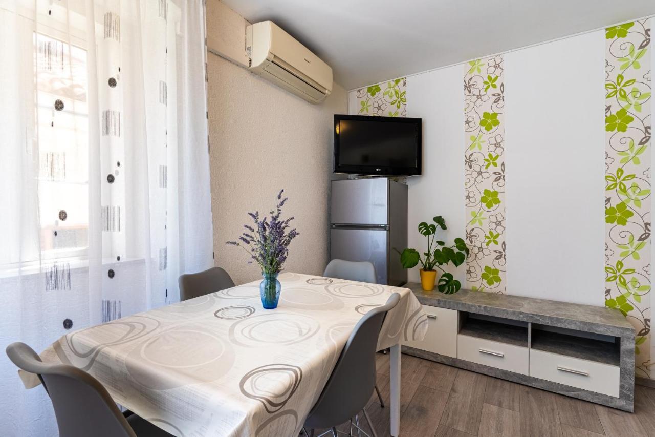 Apartman Antonija Cres Eksteriør billede