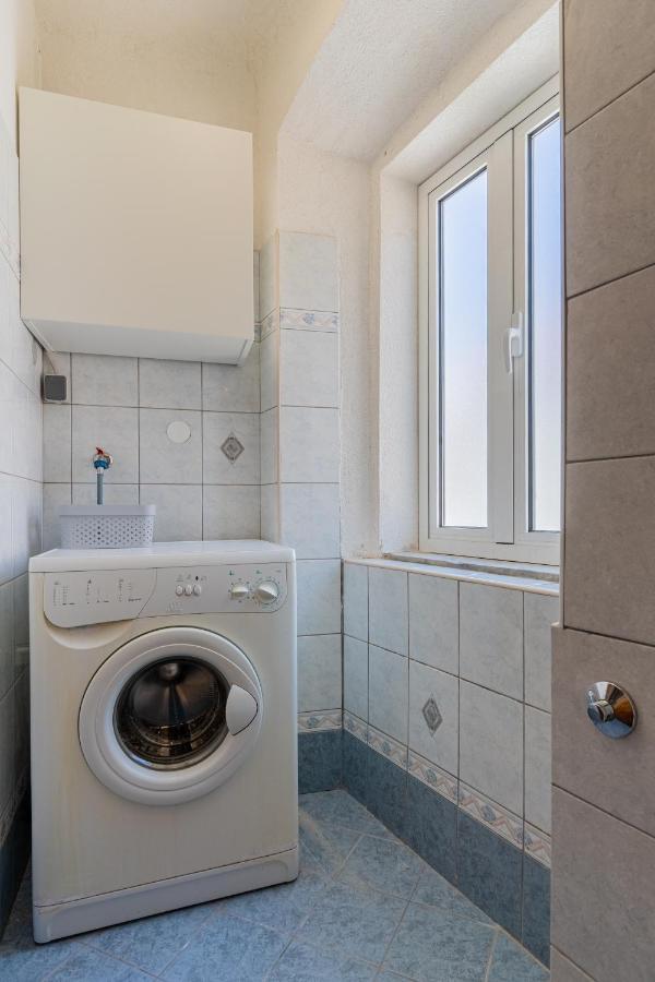Apartman Antonija Cres Eksteriør billede